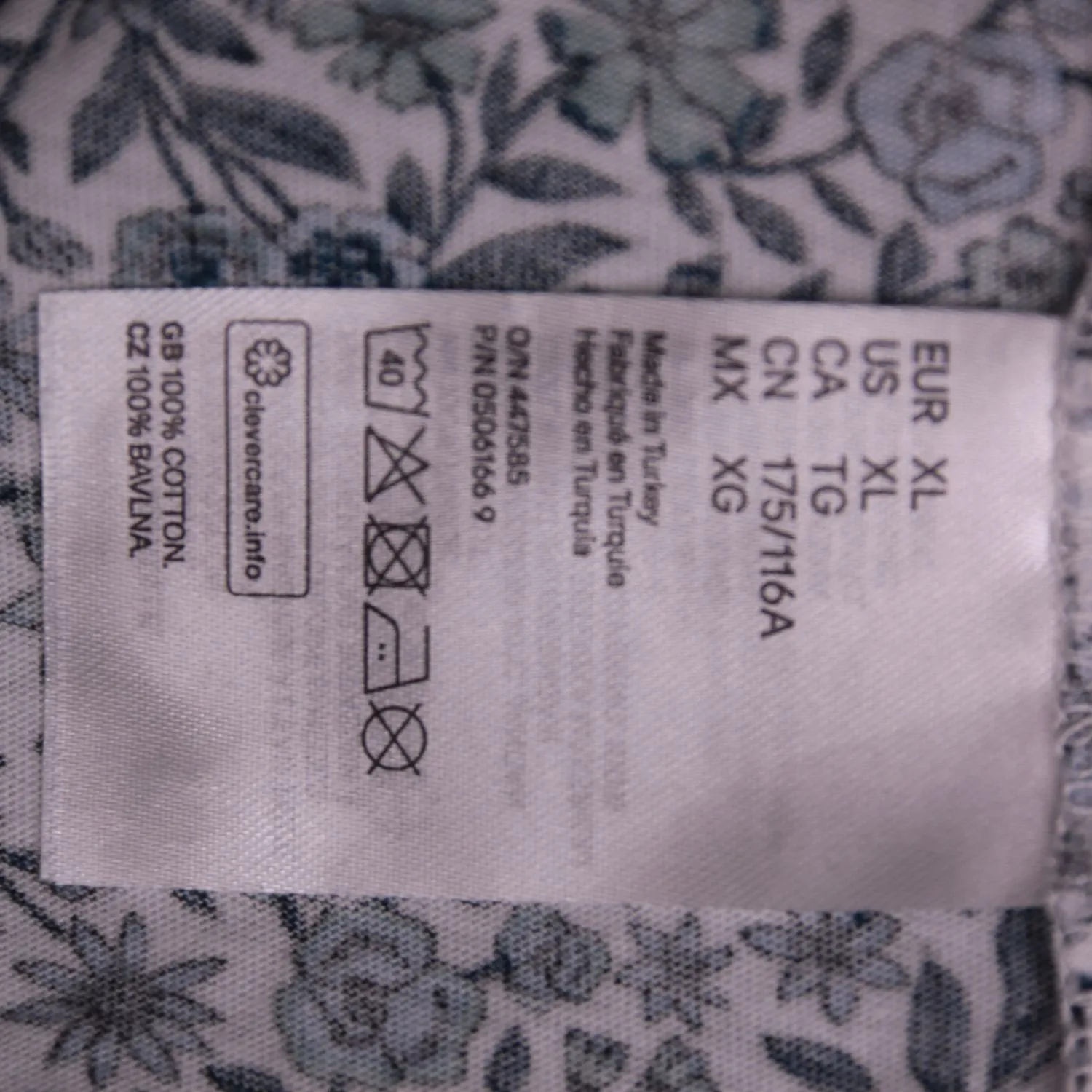 Серая футболка Clevercano с цветочным принтом, размер 52 (XL)
